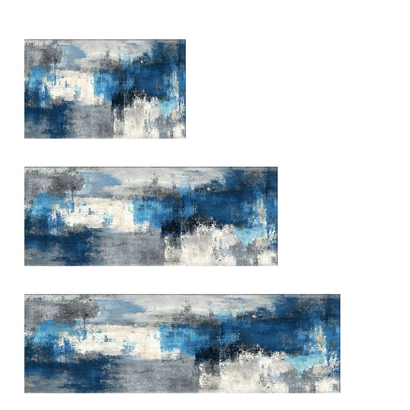 555880181